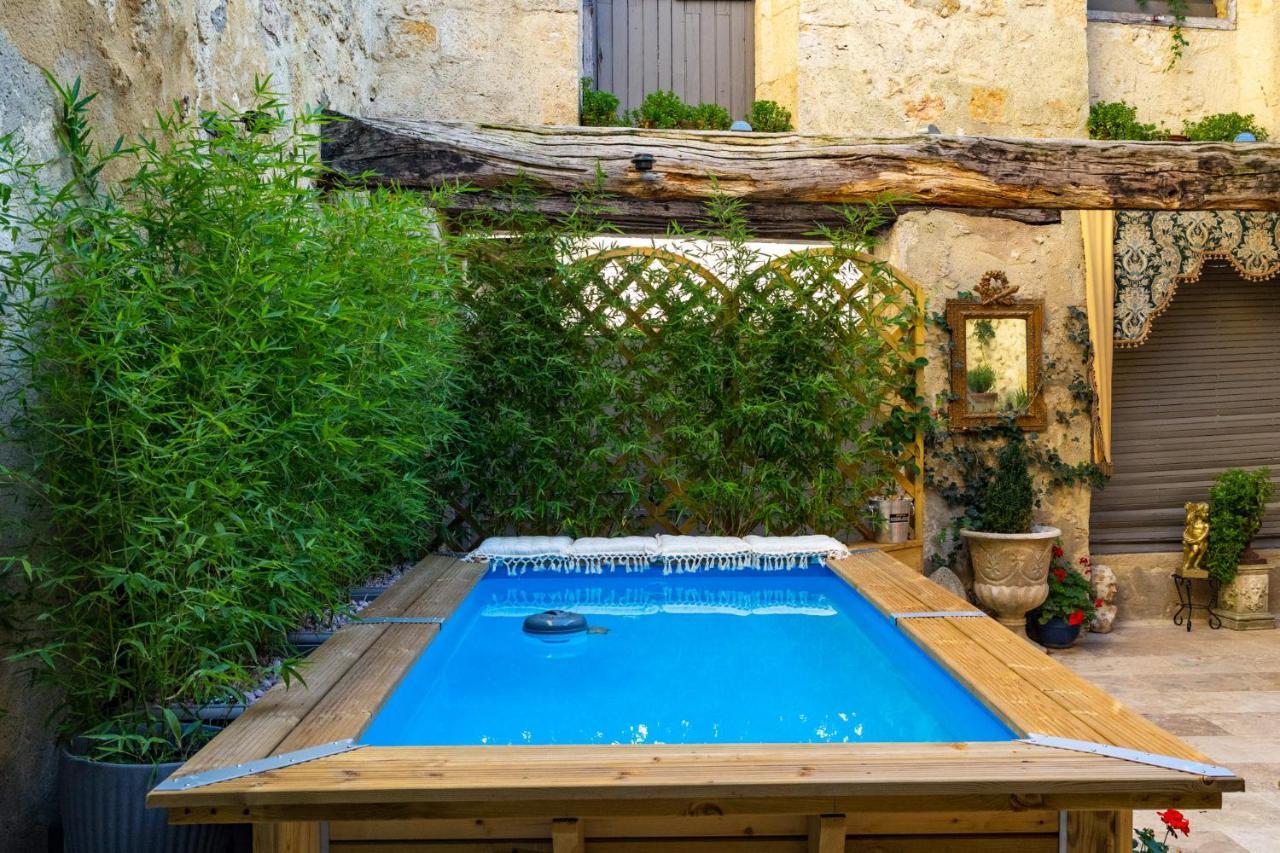 コンドン Champagne House - Elegance, Luxury And Charm Bed & Breakfast エクステリア 写真