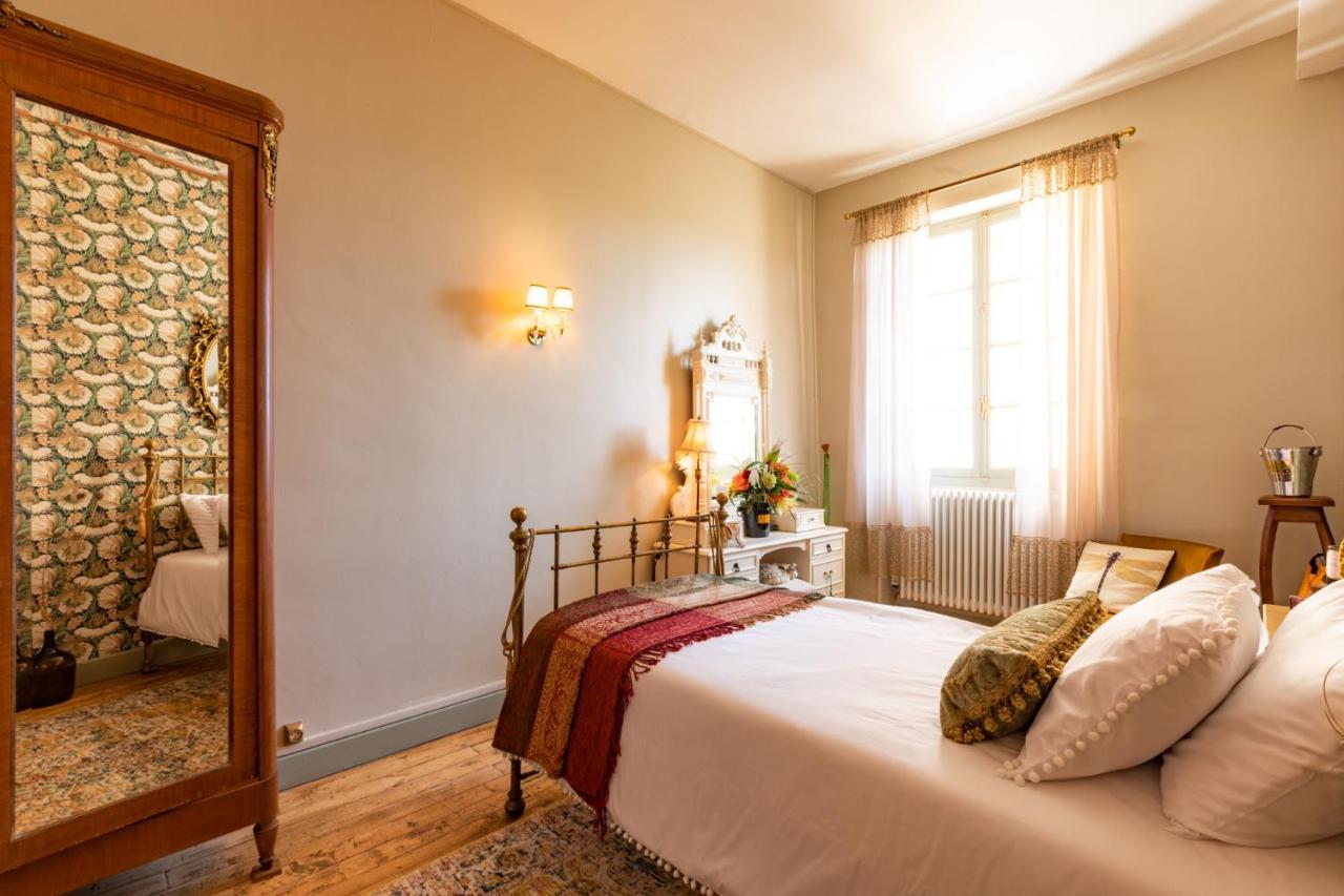 コンドン Champagne House - Elegance, Luxury And Charm Bed & Breakfast エクステリア 写真