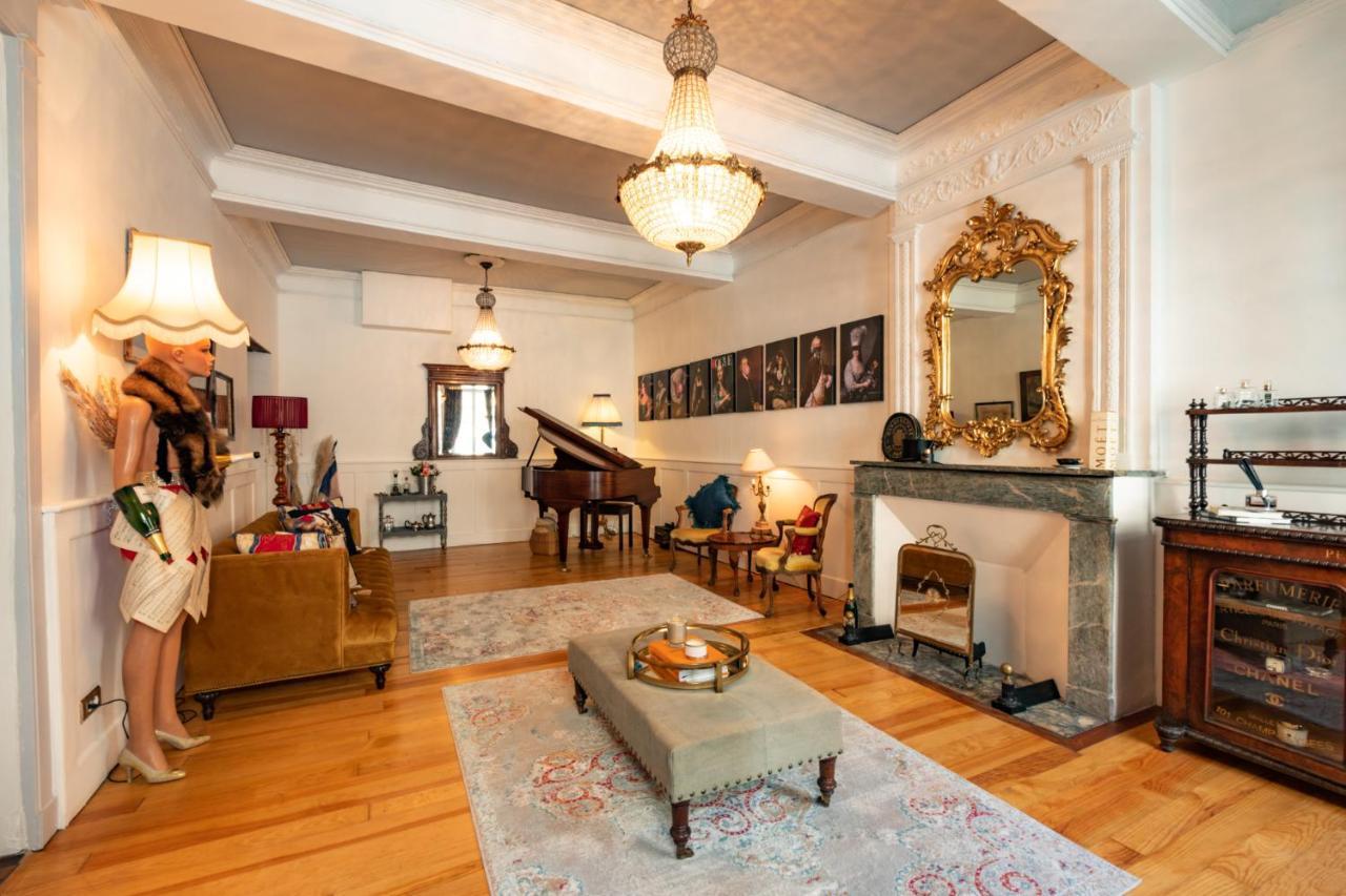 コンドン Champagne House - Elegance, Luxury And Charm Bed & Breakfast エクステリア 写真
