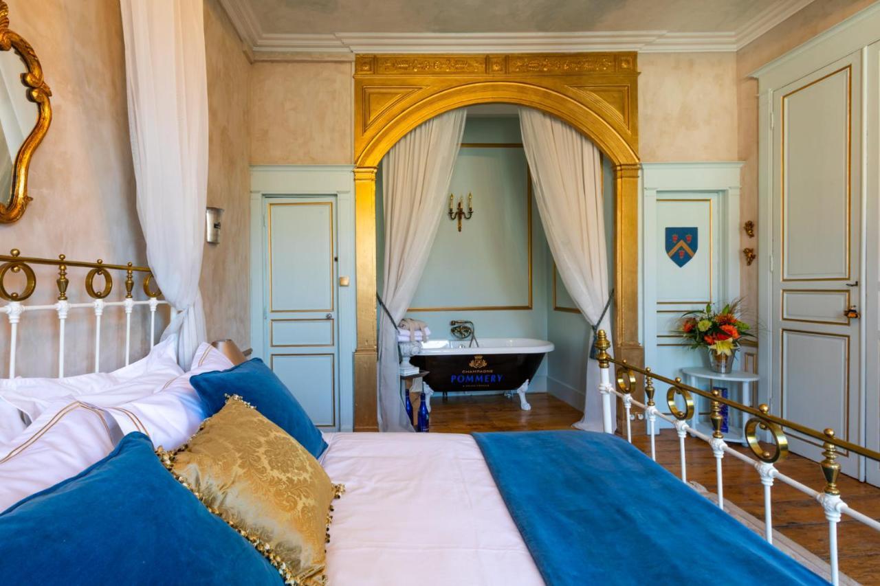コンドン Champagne House - Elegance, Luxury And Charm Bed & Breakfast エクステリア 写真