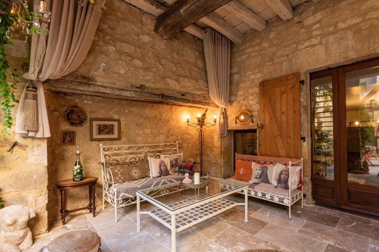 コンドン Champagne House - Elegance, Luxury And Charm Bed & Breakfast エクステリア 写真